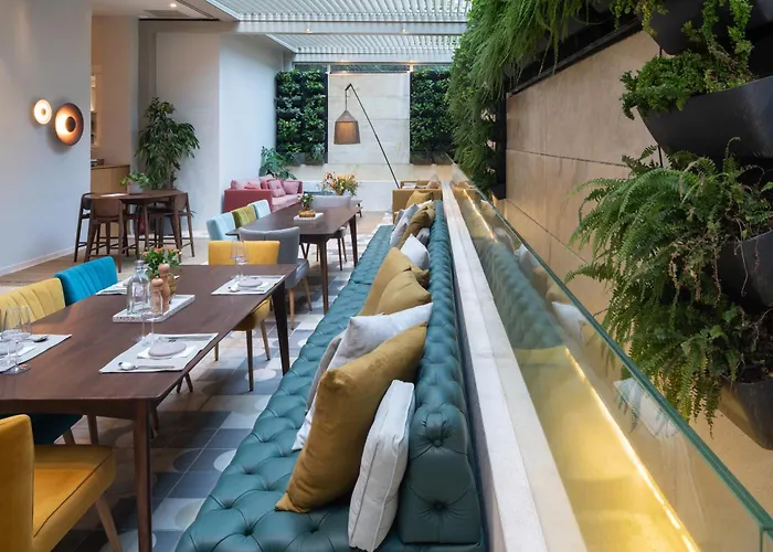 Luxury Hotels in Athens Greece