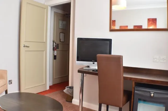 Top Hotels in Swansea UK for All Travellers