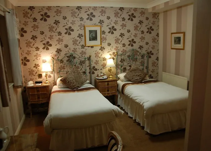 Top Hotels in Shrewsbury Town